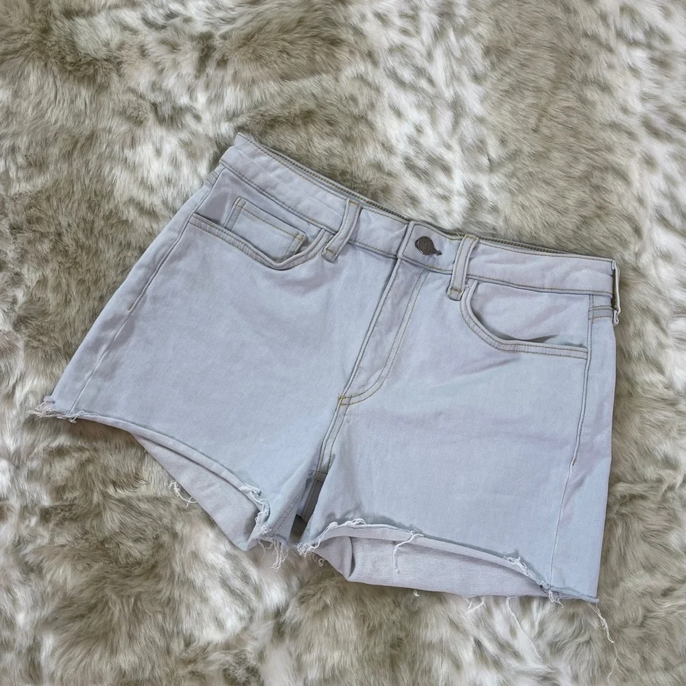 Rag & Bone Dre Loopback Denim Low-Rise Short - Picture 3 of 6